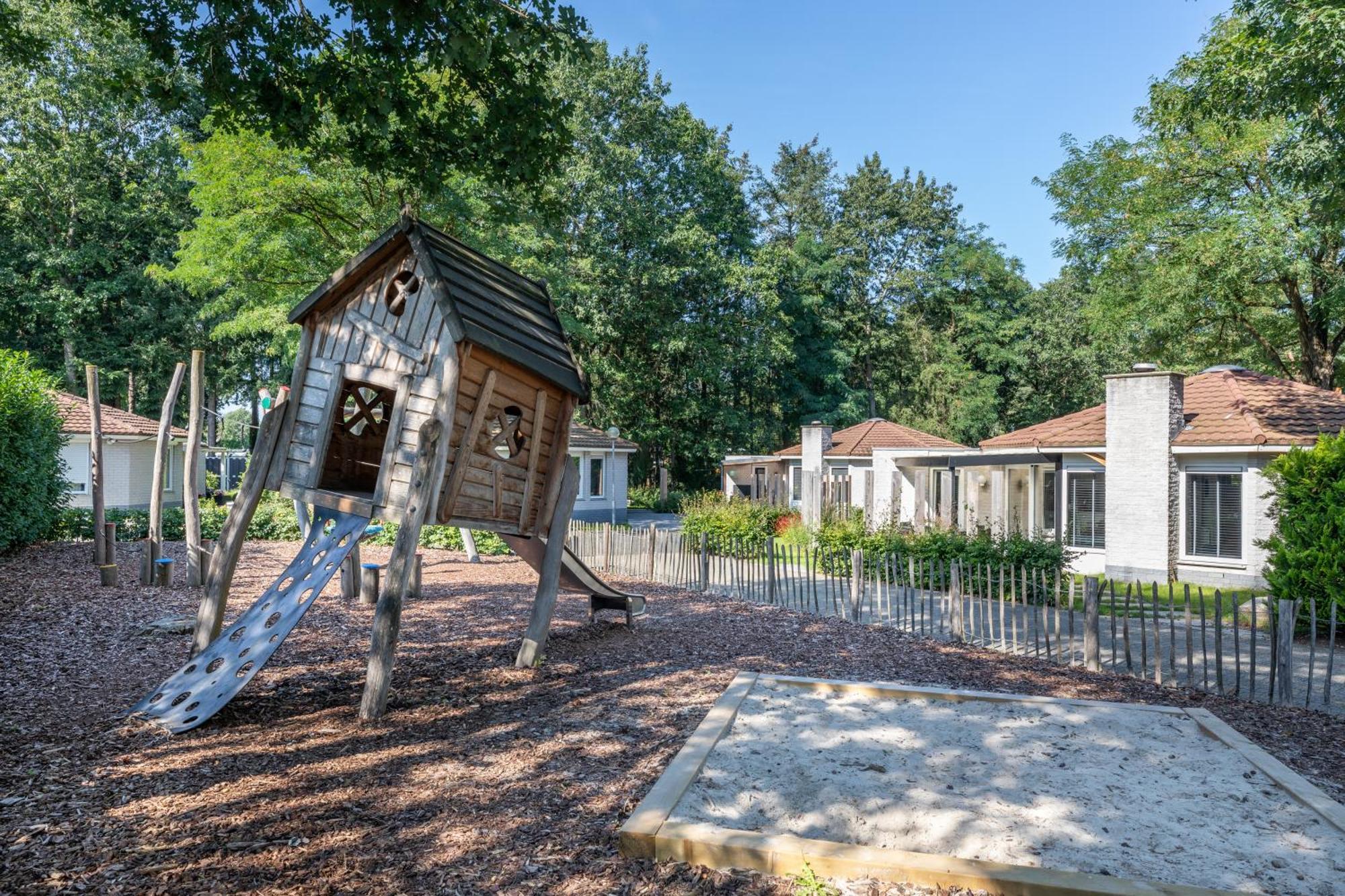 Bungalowpark Het Verscholen Dorp Harderwijk Eksteriør billede